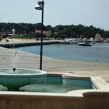 Resindenz Benni Mit Beheiztem Grossem Pool Apartamento